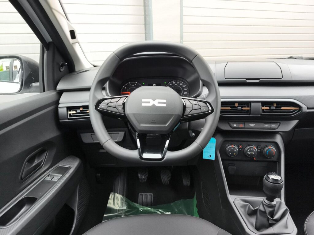 Dacia Sandero III Stepway Essential Eco-Gas 120