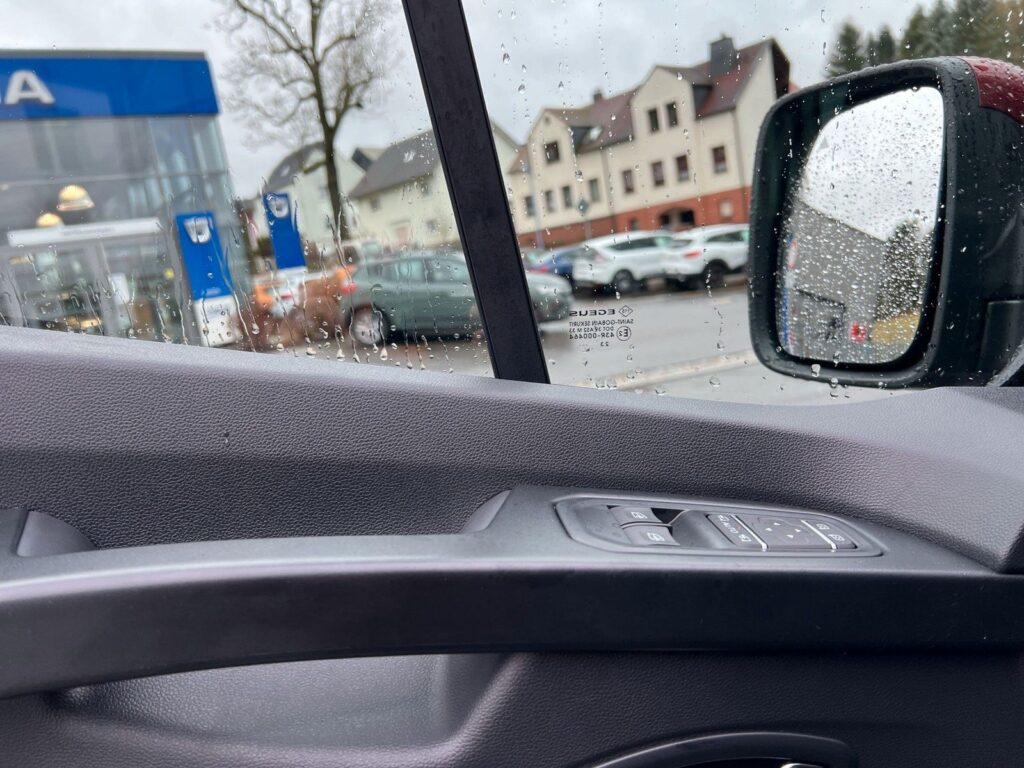 Renault Trafic Life dCi 150 EDC Automatik, 8 Sitzplätze