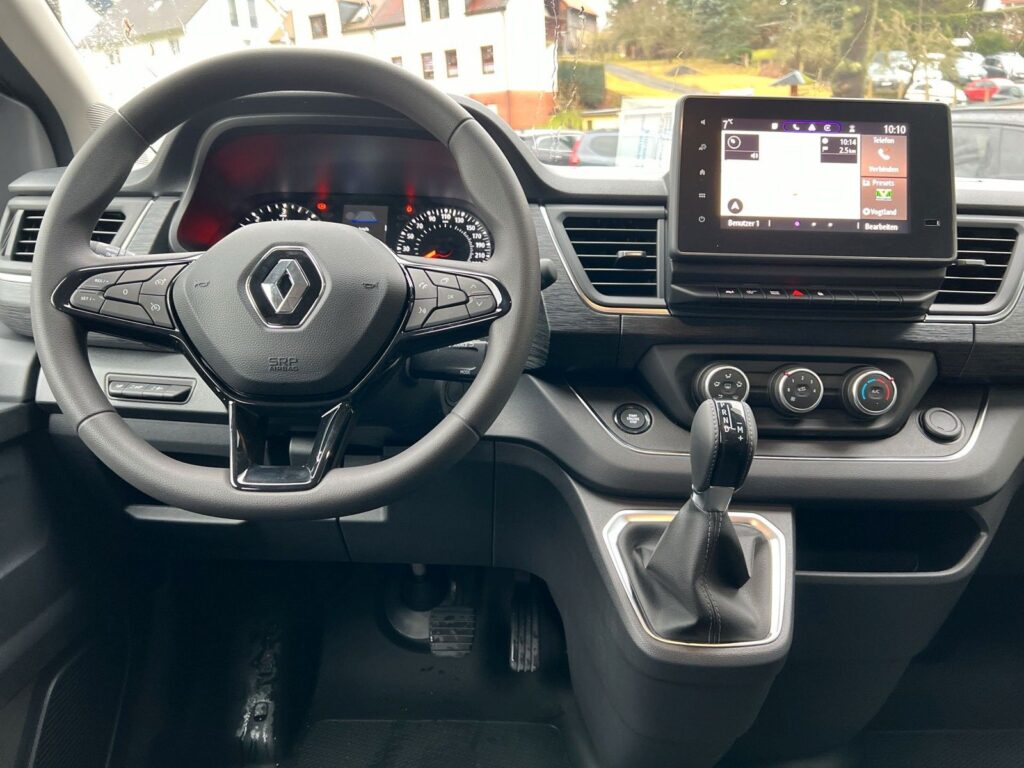 Renault Trafic Life dCi 150 EDC Automatik, 8 Sitzplätze