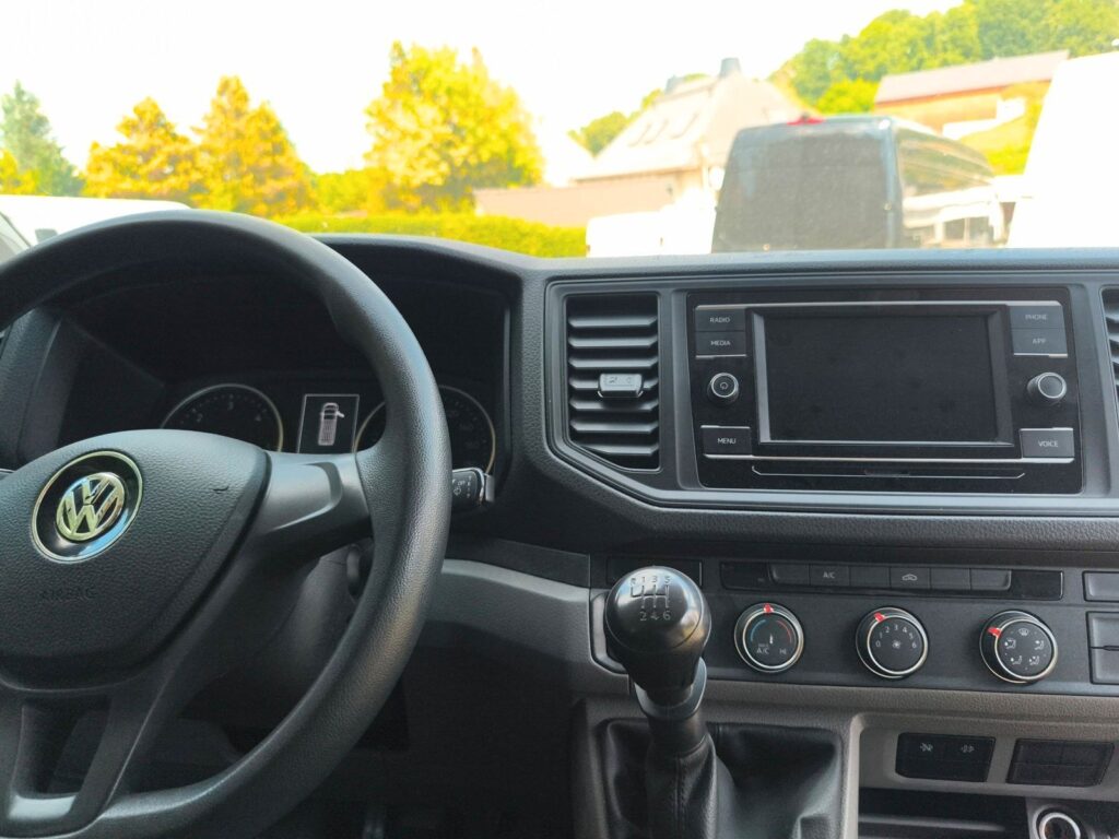 VW Crafter 2,0 TDI 7,5m lang Hoch, Klima, Rü-KAM