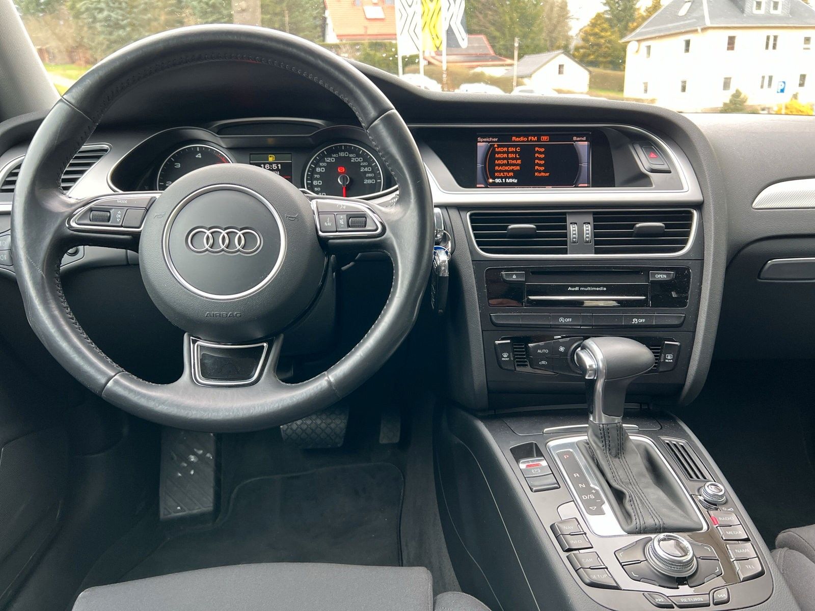 Fahrzeugabbildung Audi A4 Avant Ambition quattro 3.0 TDI